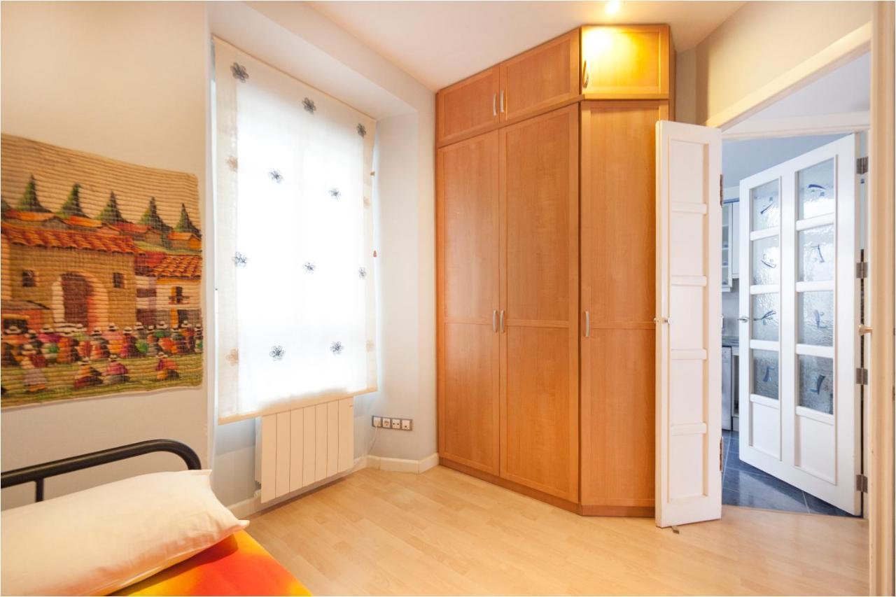 Apartamento Teranga: Piso En Plaza Mayor De *